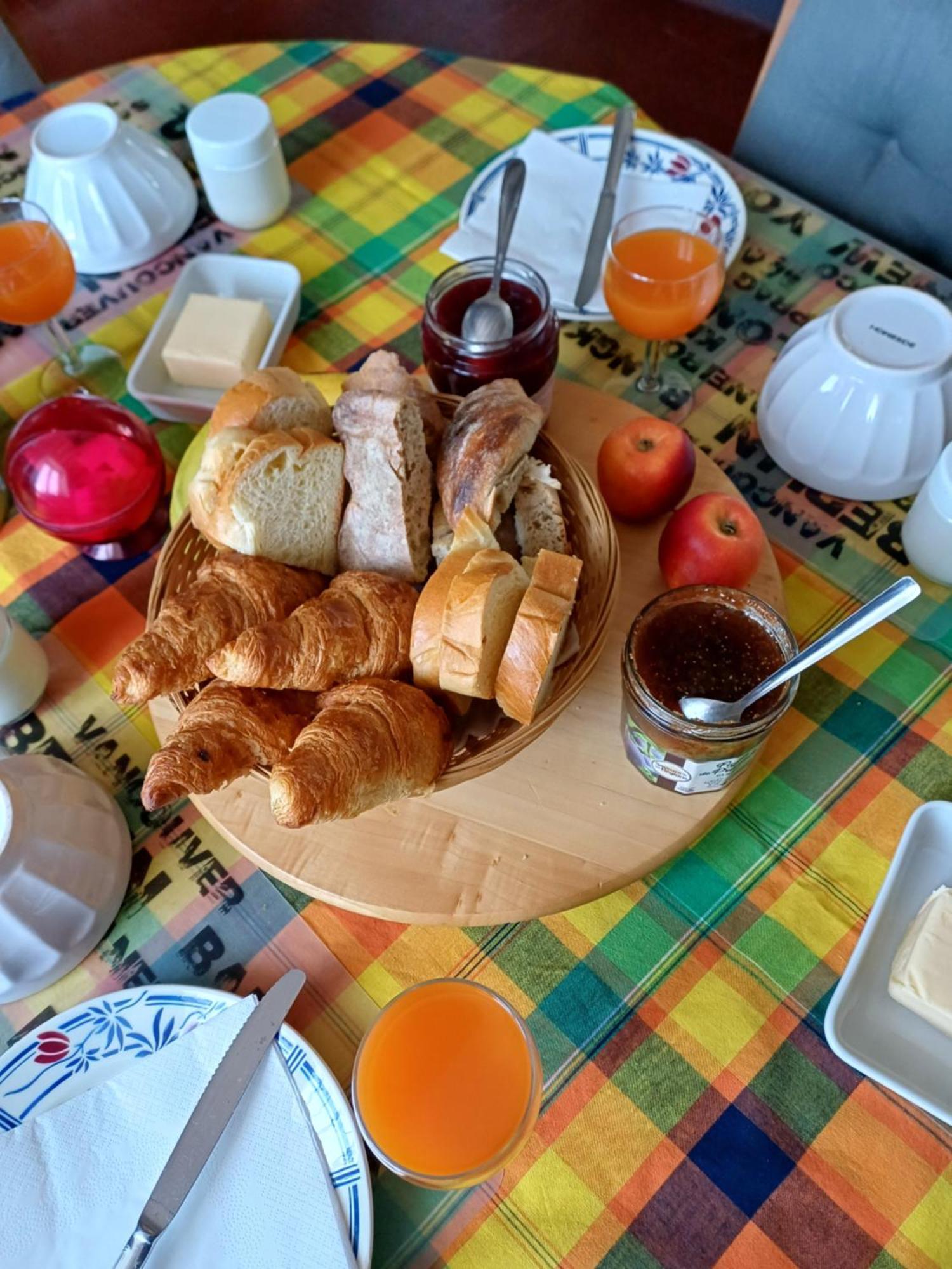 Aline Et Dim Bed & Breakfast Mereville  Luaran gambar